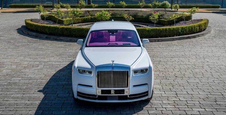سيارة رولز رويس من طراز Adamas Dawn 
