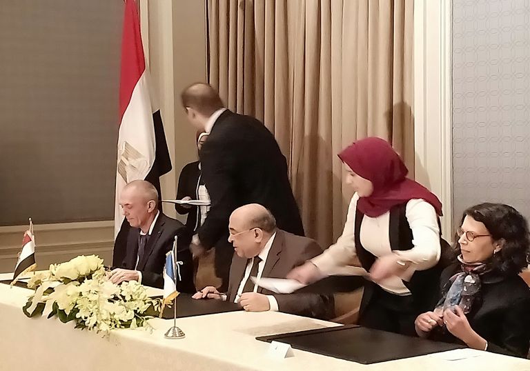 اتفاقية تعاون بين مكتبة الإسكندرية بمصر ومركز البحث العلمي في فرنسا