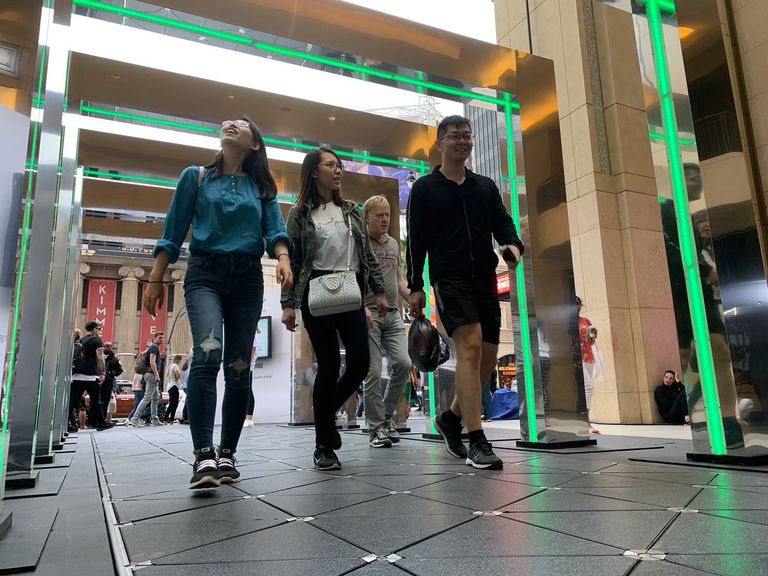 البلاط الإلكتروني يولد الكهرباء