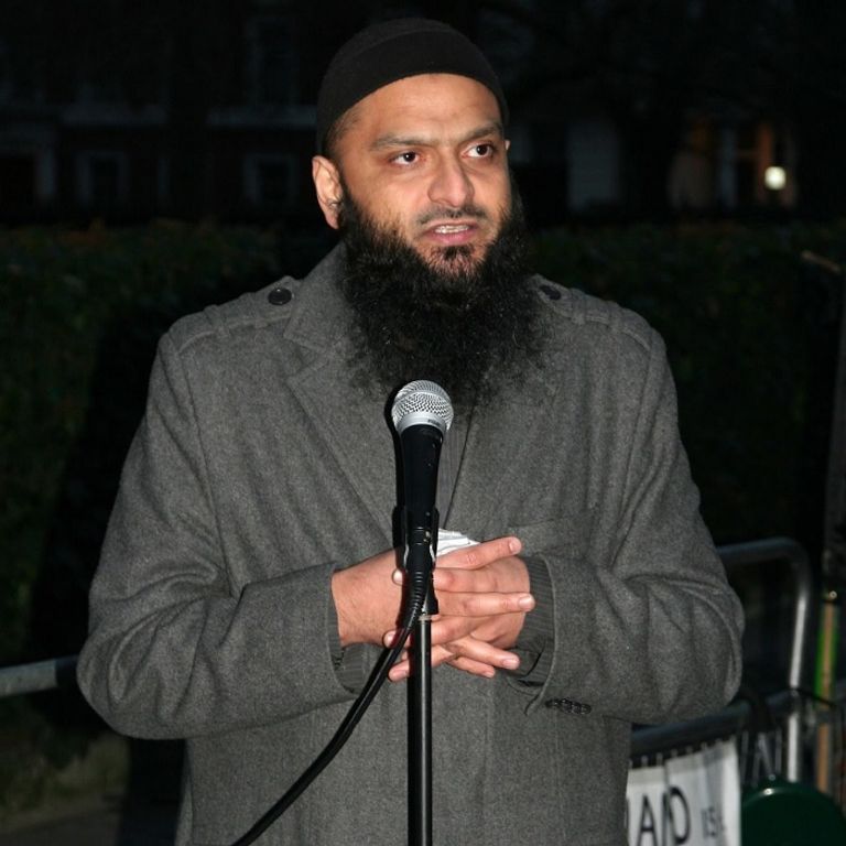 بيج تحقيقات في أنشطة مجموعة بريطانية على صلة بالإرهاب