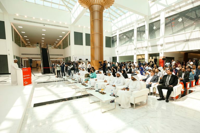 أحمد بن ركاض العامري رئيس هيئة الشارقة للكتاب