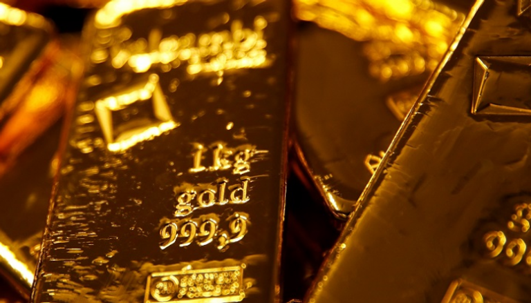 الذهب ينزل لأدنى مستوى في شهرين تحت ضغط قوة الدولار