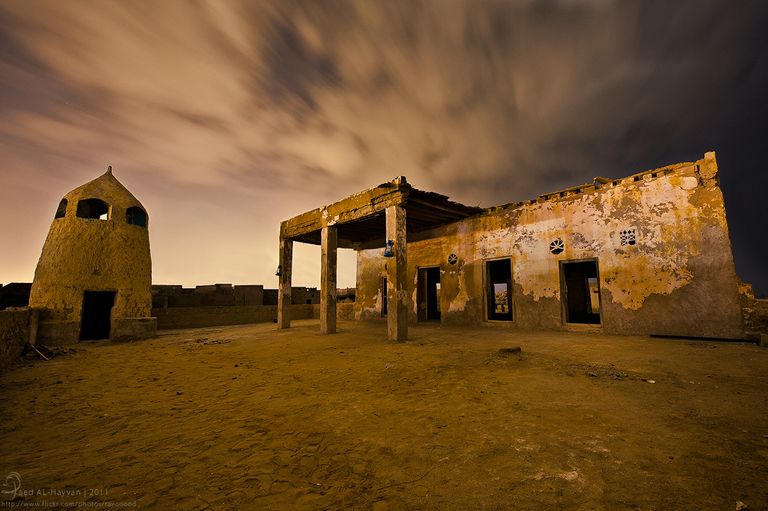 المباني القديمة المهجورة في الجزيرة الحمراء برأس الخيمة