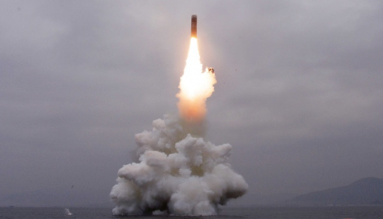 التجربة الصاروخية لكوريا الشمالية من البحر - رويترز