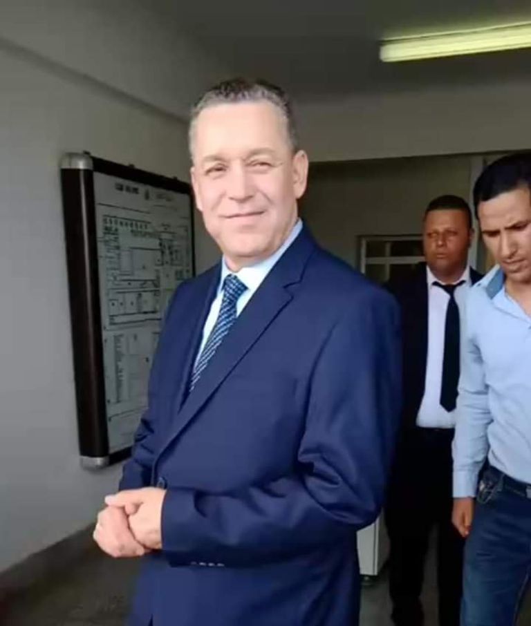 مقدم برنامج خاتم سليمان يترشح لانتخابات الرئاسة بالجزائر