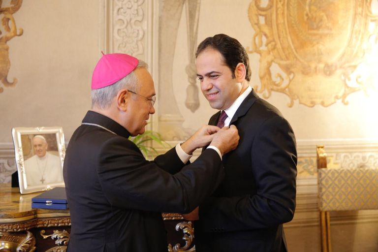 القاضي محمد عبدالسلام أثناء مراسم التكريم