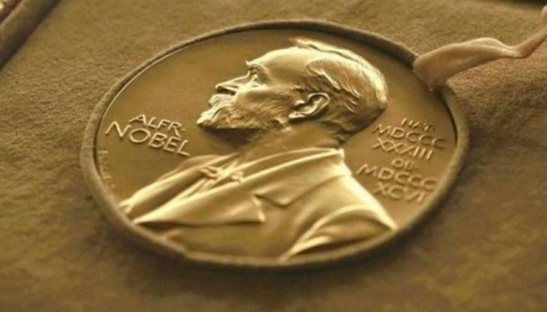 جائزة نوبل في الأدب تم إرجاء الإعلان عنها العام الماضي - شعار الجائزة
