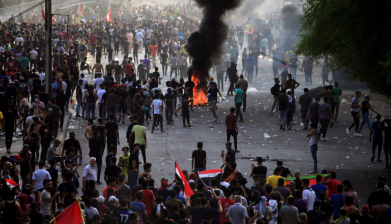 العراقيون خرجوا في مظاهرات للمطالبة بالقضاء على الفساد
