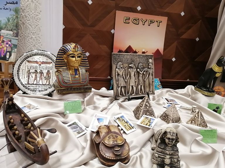 معرض للتراث المصري القديم سفارة مصر في الجزائر تحتفل بالذكرى 46 لنصر أكتوبر