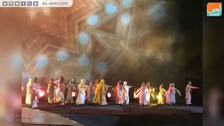 جانب من أوبريت "الحضن العربي" في لابيرل دبي