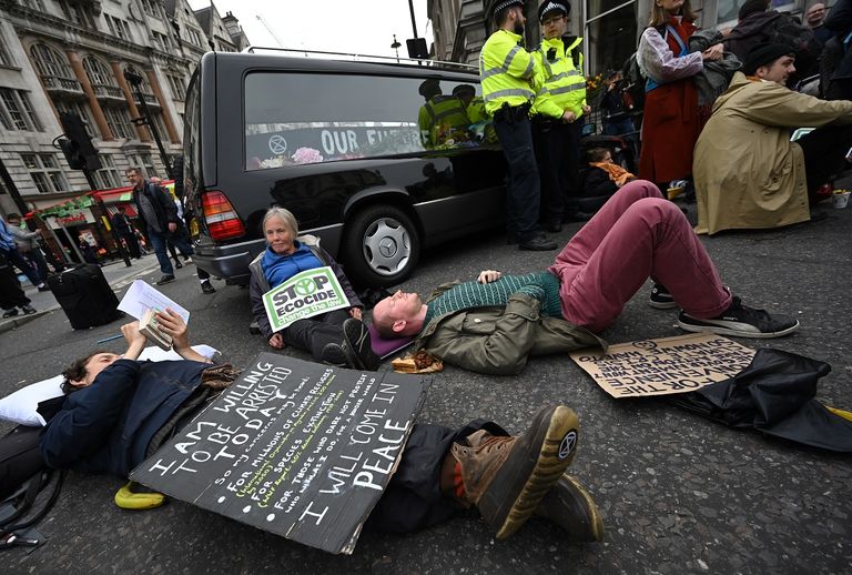 متظاهرون من أجل المناخ في مدينة ملبورن الأسترالية