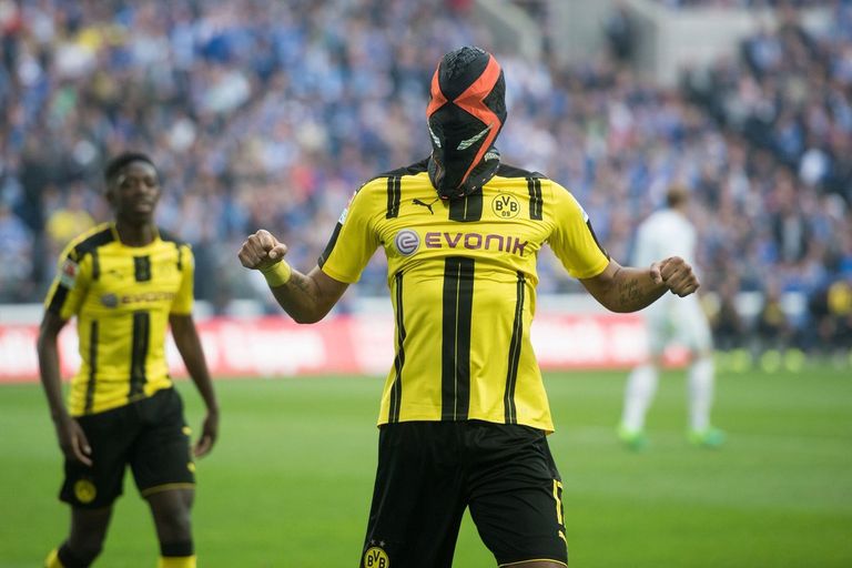 كريم طارق لاعب طلائع الجيش