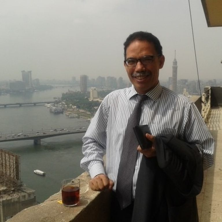 خيري دومة الشاعر السوري أدونيس