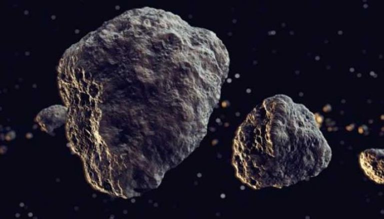  العلماء حددوا جزيئات الماء على الكويكبات التي تتحرك عبر الفضاء