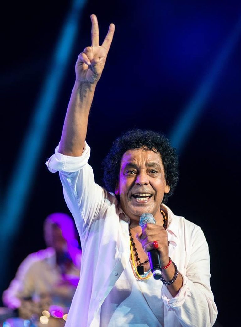 المطرب المصري محمد منير