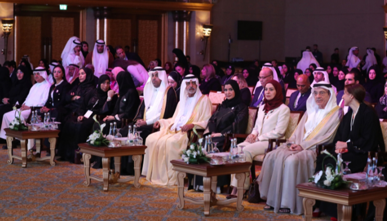 إشادة عربية بدور الإمارات في تمكين المرأة