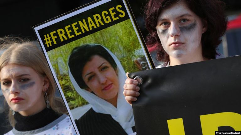 وقفة احتجاجية ببروكسل ضد الإعدامات في إيران - رويترز إيران ضمن الأعلى في تنفيذ الإعدامات عالميا