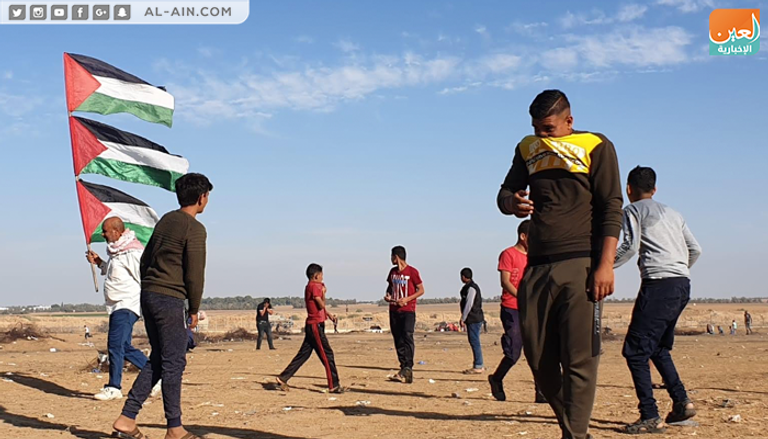 نقل أحد المصابين في جمعة شهدائنا الأطفال