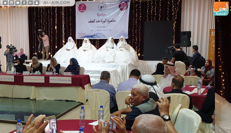 بعض المشاركات في العرض تعرّضن للعنف