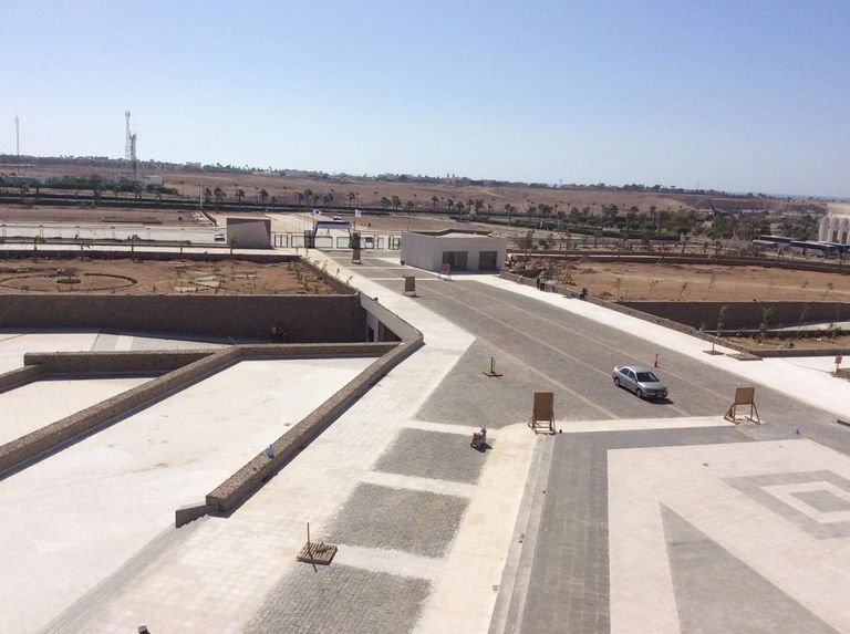 وزير الآثار المصري يتفقد آخر الأعمال بمتحف شرم الشيخ القومي