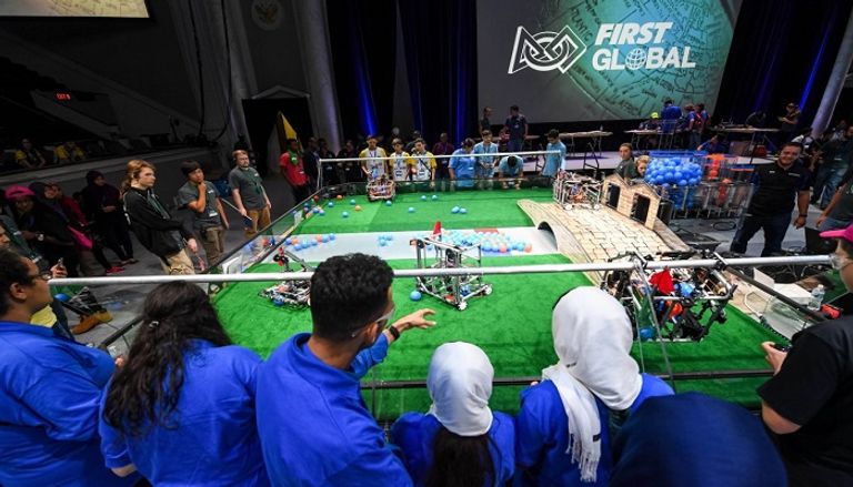 شعار بطولة العالم للروبوتات والذكاء الاصطناعي