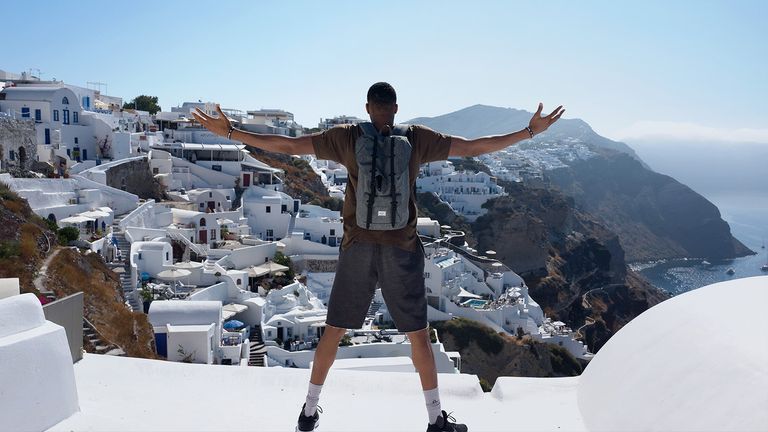 رحلة مدفوعة التكاليف لإبراز جمال اليونان