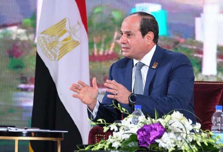 الرئيس المصري خلال لقاء سابق برئيس وزراء إثيوبيا