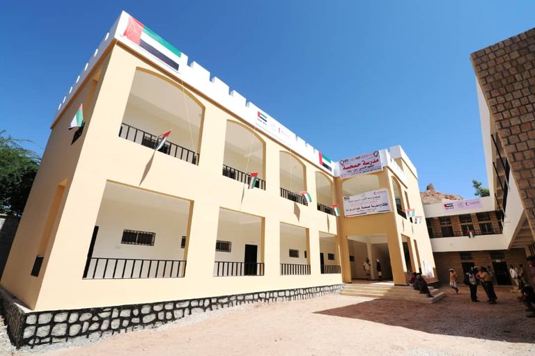 نحو 500 طالب وطالبة عادوا إلى مقاعد الدراسة