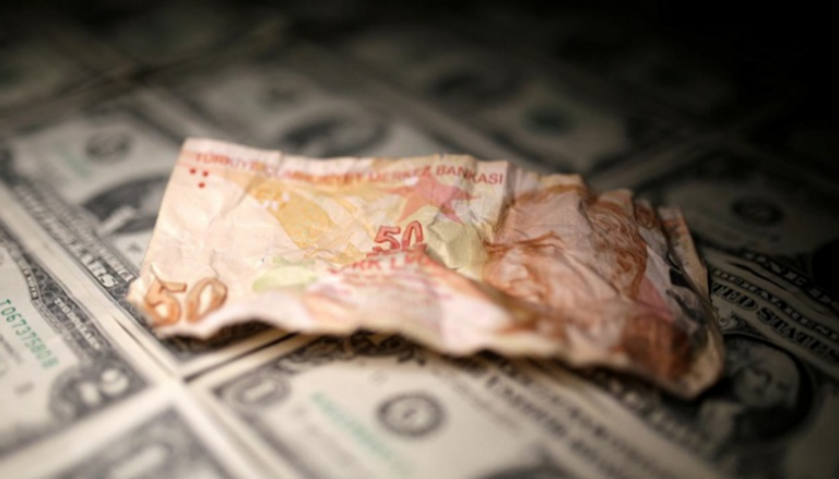 تراجع جديد في قيمة الليرة التركية أمام الدولار