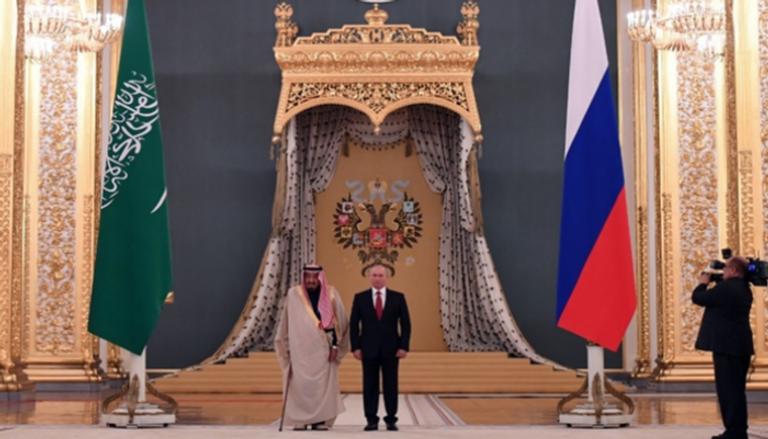 الملك سلمان بن عبدالعزيز والرئيس الروسي فلاديمير بوتين في لقاء سابق