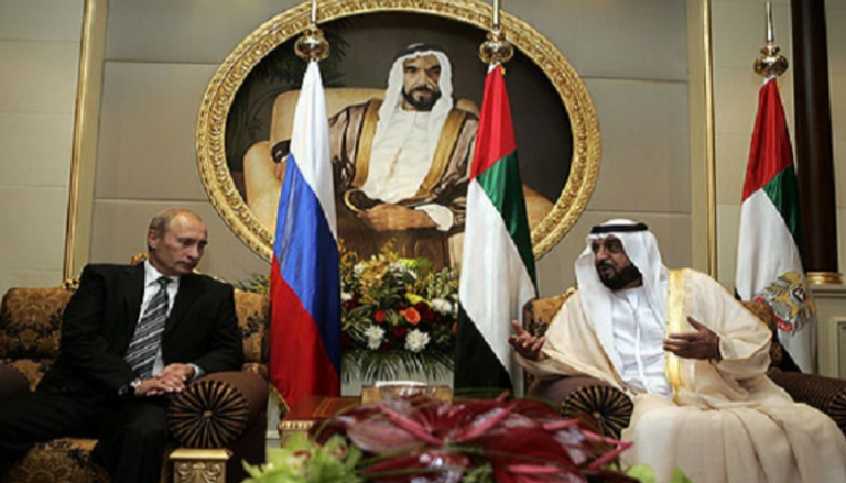 لقاء الشيخ خليفة بن زايد آل نهيان وفلاديمير بوتين في 2007