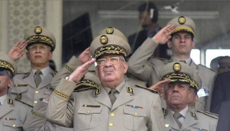 أحمد قائد صالح قائد الجيش الجزائري - أرشيفية