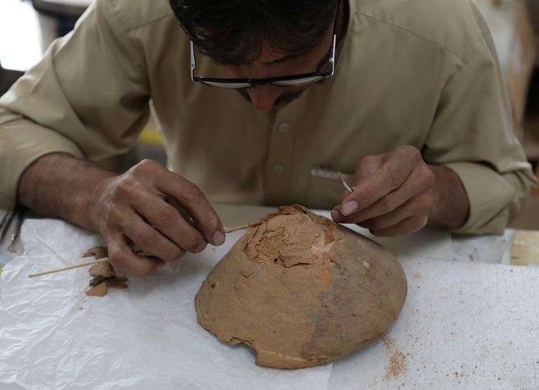 تمثال ضمن الآثار البوذية المرممة حديثا