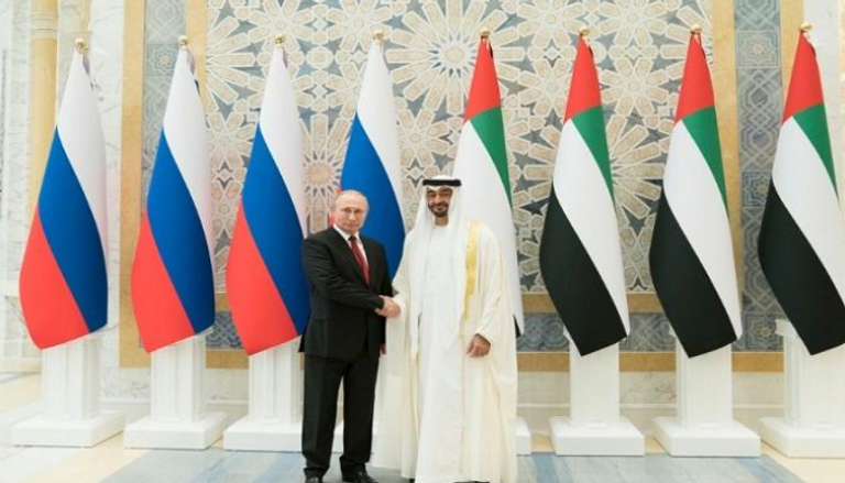 الشيخ محمد بن زايد خلال لقائه مع الرئيس الروسي