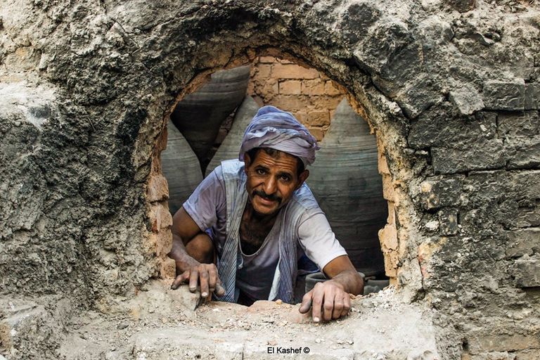 صناعة الفخار بقرية النزلة في محافظة الفيوم بمصر
