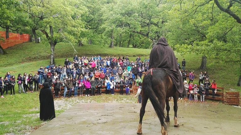 قرية برينديزي دي مونتانيا الإيطالية