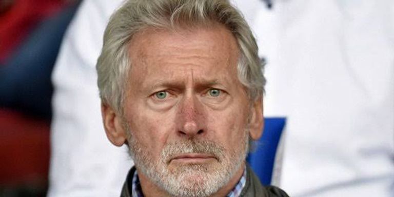 بول برايتنر بيتر تشيك لاعباً لهوكي الجليد