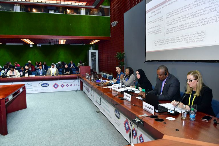 الوفد الإماراتي خلال مشاركته في الاتحاد البرلماني الدولي