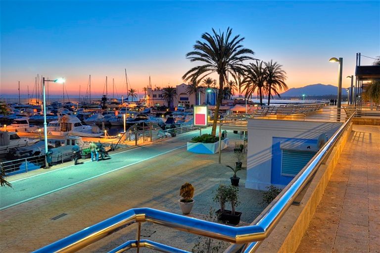 ماربيليا الإسبانية مدينة لم تفقد بريقها