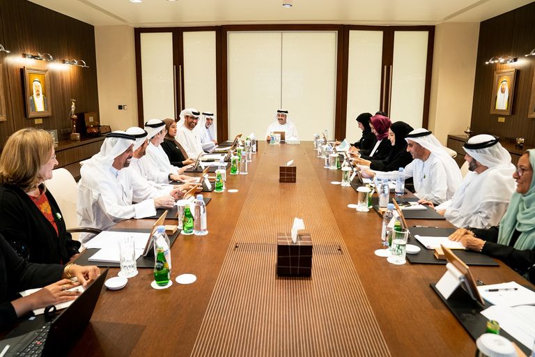 عبدالله بن زايد يترأس اجتماع اللجنة الوطنية العليا لـ