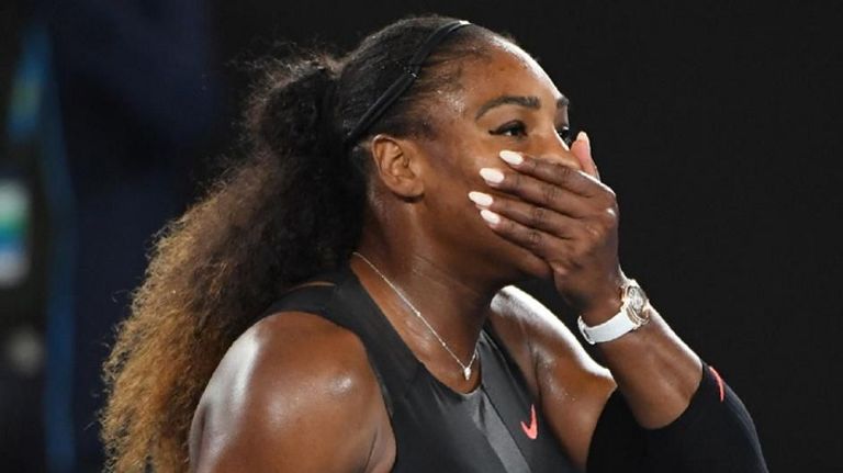 نجمات عالميات عانين بسبب الأمومة