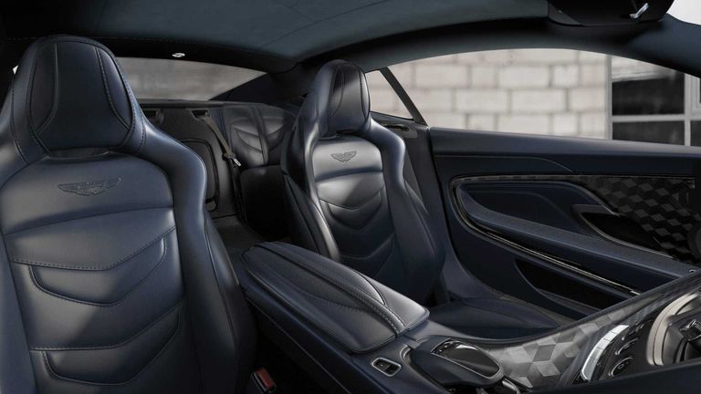 طراز 007 DBS Superleggera.