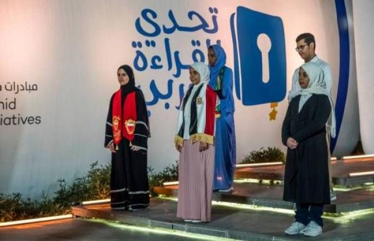 بطلة تحدي القراءة العربي في موريتانيا ترفع آمالها بالمنافسة على اللقب