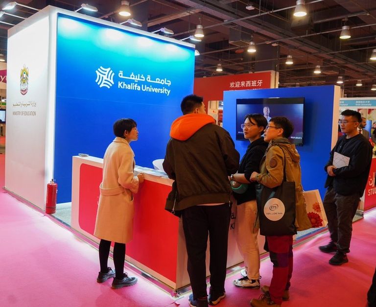 من مشاركة الإمارات في المعرض