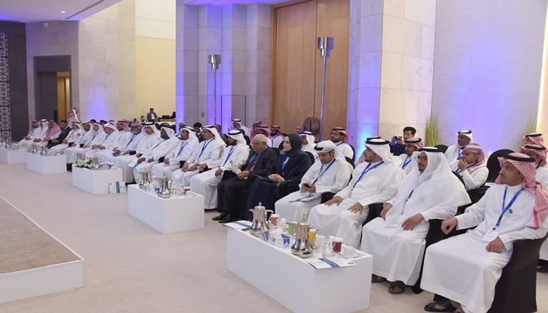 "مواصفات" تستعرض التجربة الإماراتية في منظومة الحلال أمام تجمع خليجي "مواصفات" تستعرض التجربة الإماراتية في منظومة الحلال أمام تجمع خليجي