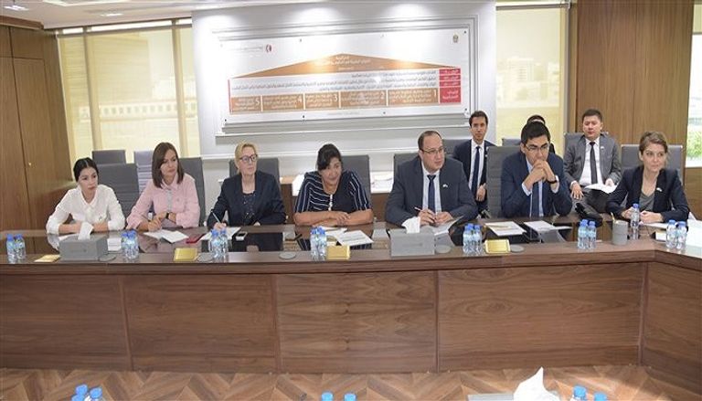 جانب من زيارة الوفد الأوزبكي