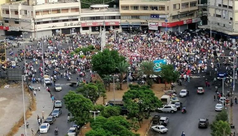 تصاعد المظاهرات المطالبة بإسقاط النظام اللبناني
