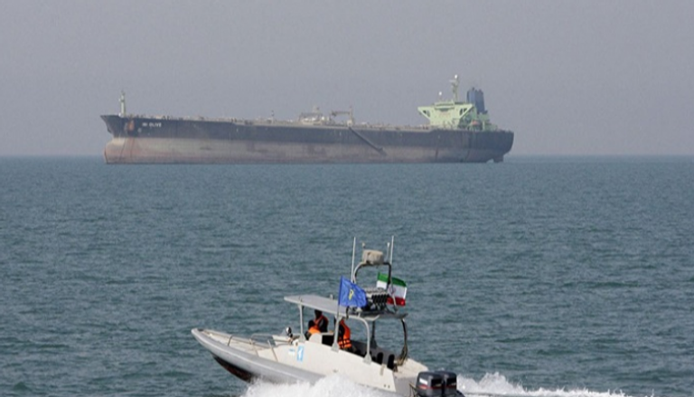التهديدات الإيرانية للملاحة البحرية بالشرق الأوسط لا تتوقف