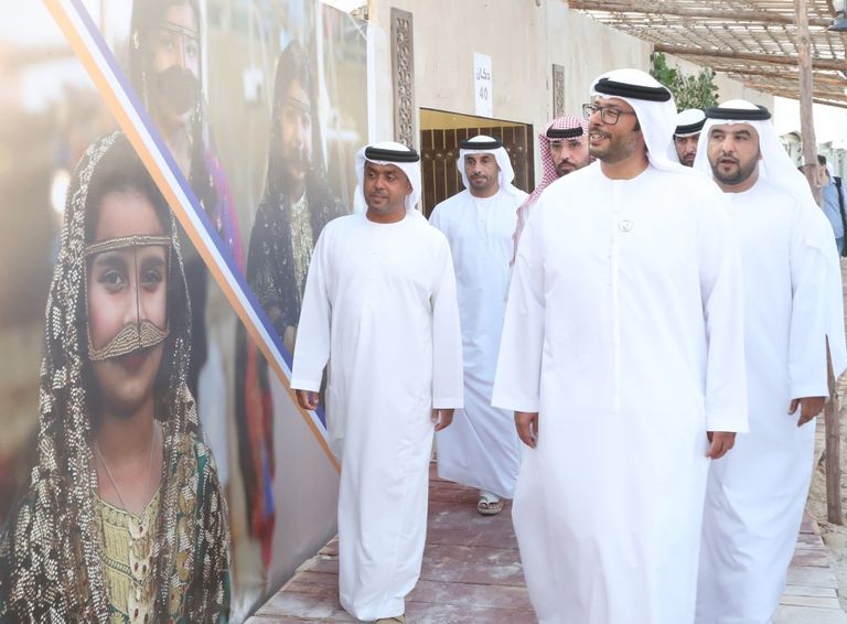 زراعة شجرة الغاف في قلب القرية التراثية