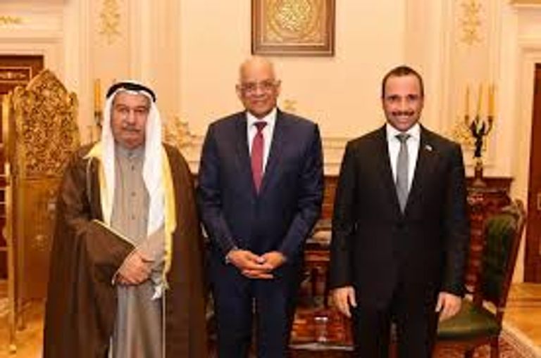 لقاء رئيس البرلمان المصري ورئيس مجلس الوزراء الكويتي 